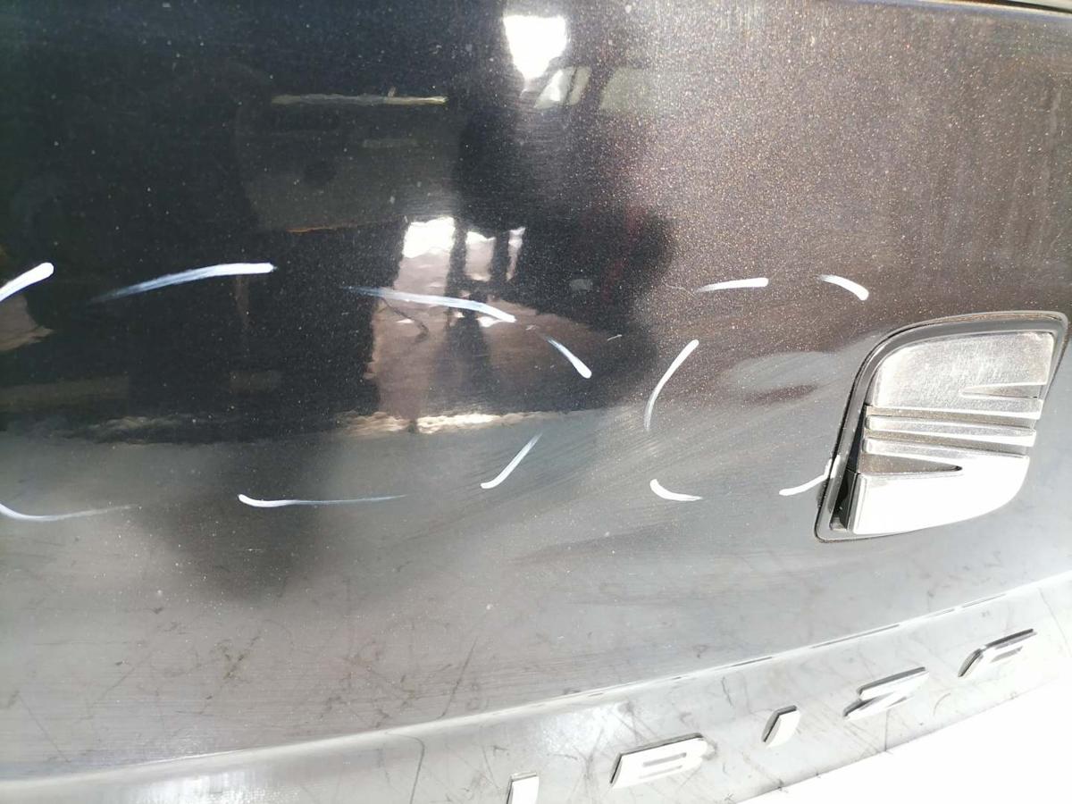 Seat Ibiza 6J original Heckklappe mit Scheibe LC9Z Black Magic Perl Rohbau BJ09